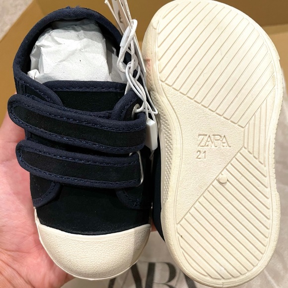 NWT Zara Baby Leather Sneakers size 5.5 - Picture 8 of 9
